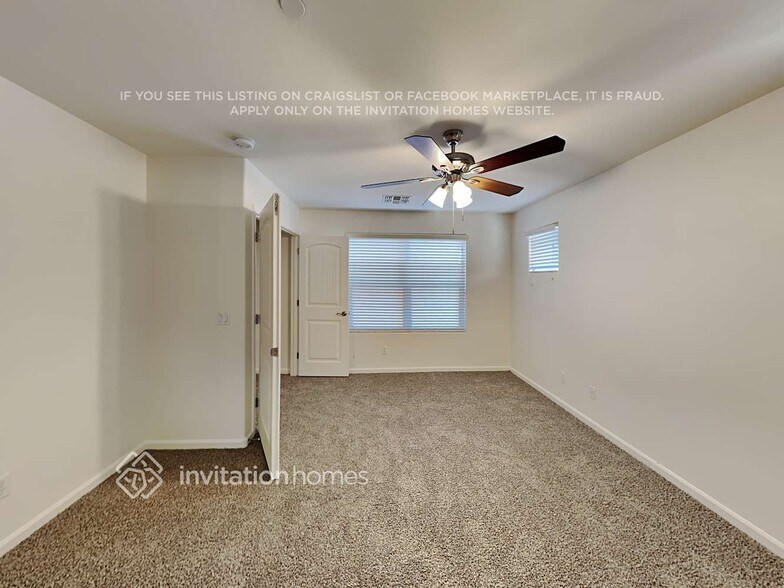 Building Photo - 1389 S Moccasin Trail