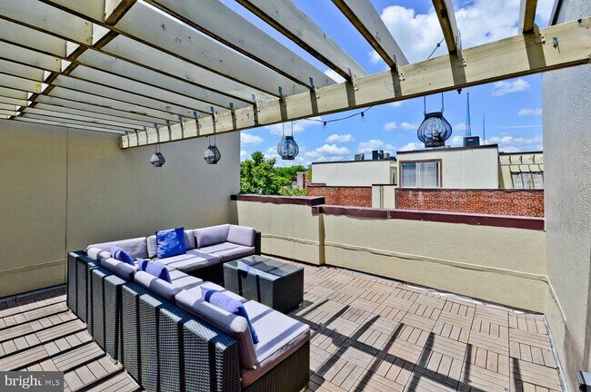 Building Photo - 5401 9th St NW