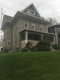 Building Photo - 4623 Douglas St