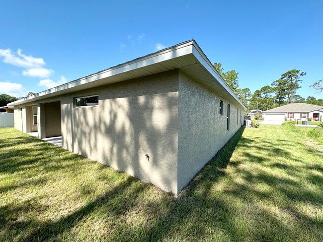 Building Photo - 40 Wellham Ln