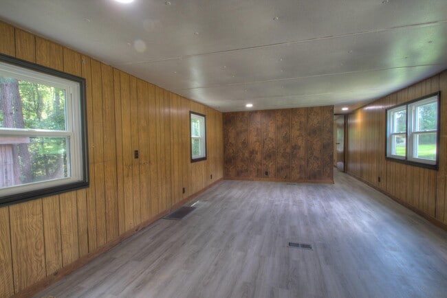 Building Photo - 205 MC 486 Lot 17