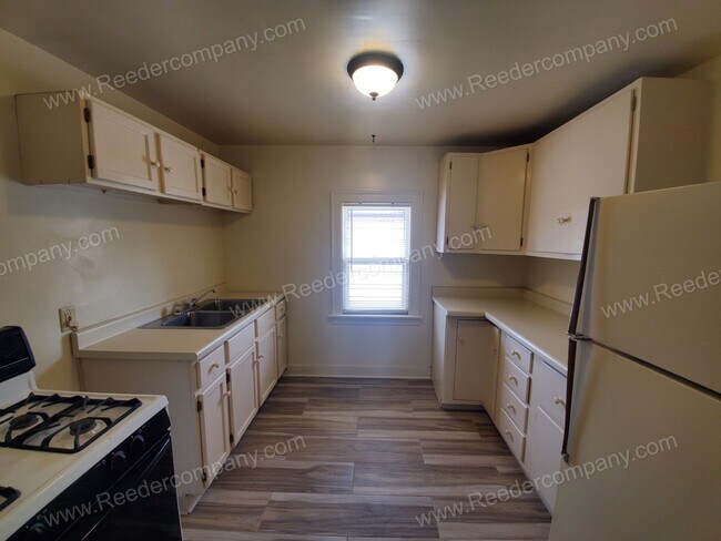 Building Photo - 7334 Jackson Ave