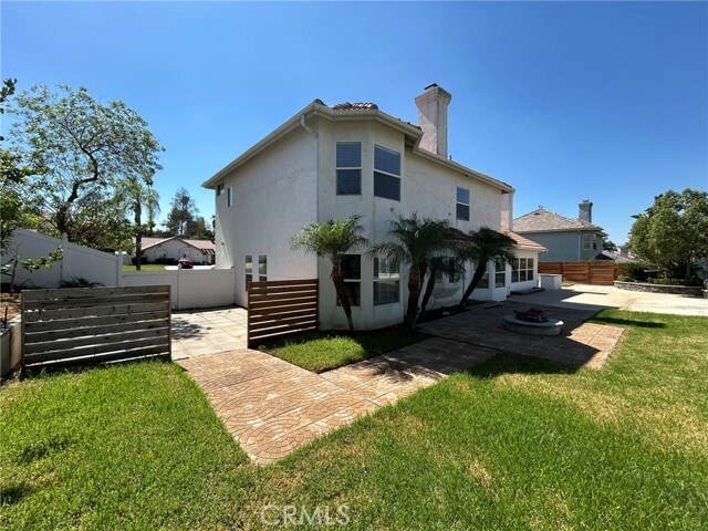 Building Photo - 629 Golden W Dr