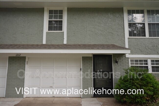 Primary Photo - 1212 SE 3rd Terrace