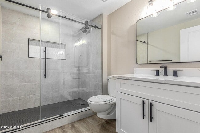 Building Photo - 9938 W Willow Creek Cir