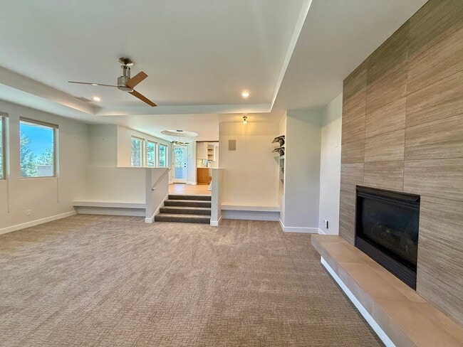 Building Photo - 4 Bedroom Home in Awbrey Butte Neighborhood – Unfurnished, Short Lease