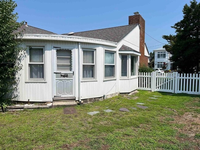 Building Photo - 516 E Atlantic Blvd