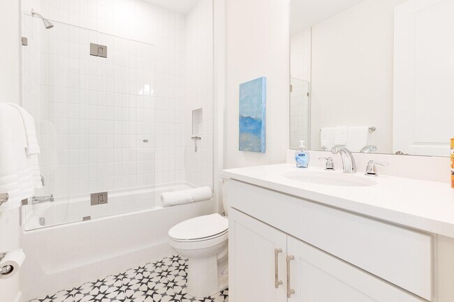 Building Photo - 8651 Sand dollar Dr