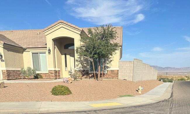 Building Photo - 5270 Eagle View Rd