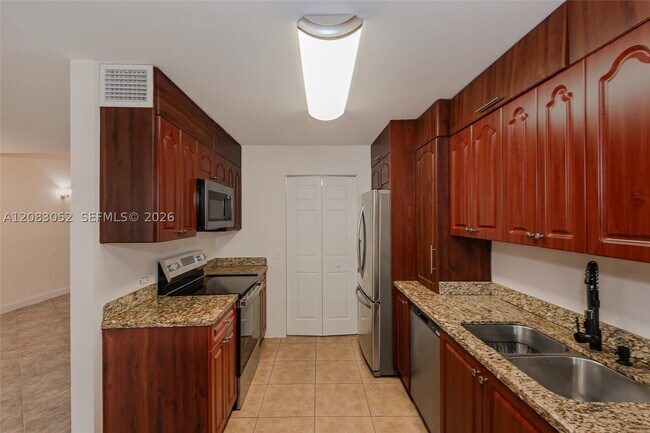 Building Photo - 1504 NW 112th Terrace