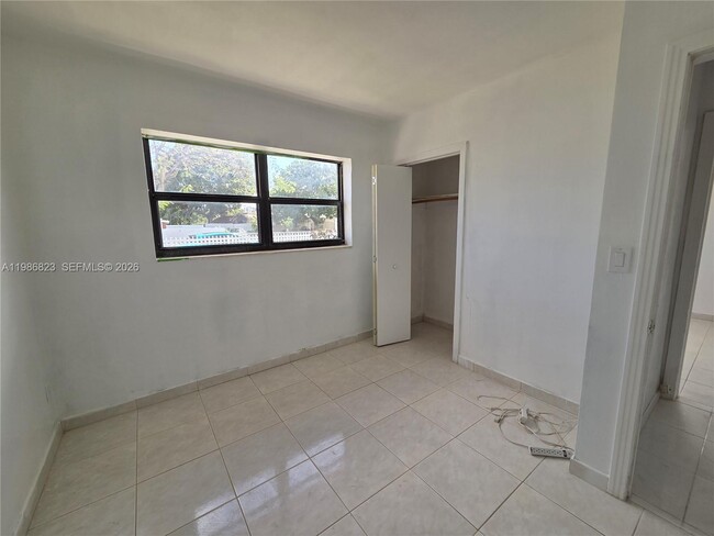 Building Photo - 3061 NW 83rd Terrace