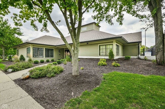 Building Photo - 4351 Village Pkwy Cir W