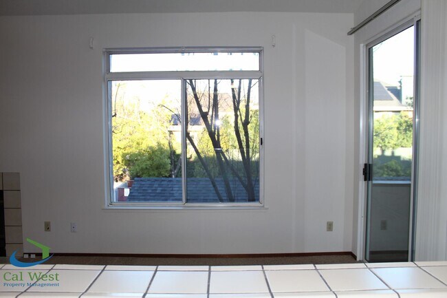 Building Photo - $2,895 - Upstairs 2 Bedroom/1 Bath Condo