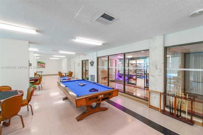 Building Photo - 1985 S Ocean Dr