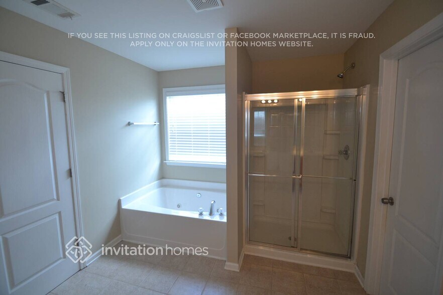 Building Photo - 4019 Kittery Point SW