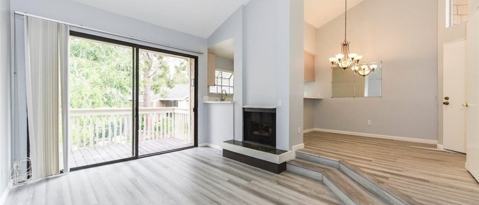 Building Photo - 90 Lakepines