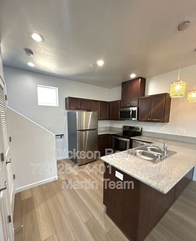 Building Photo - 2788 Plumas St