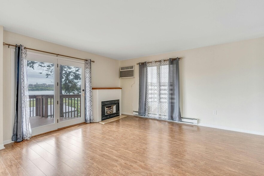 Building Photo - 156 Undercliff Ave