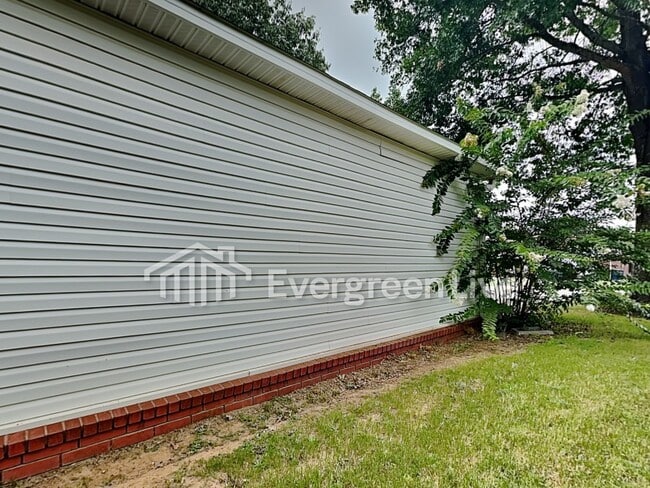 Building Photo - 21 Nevada Ln