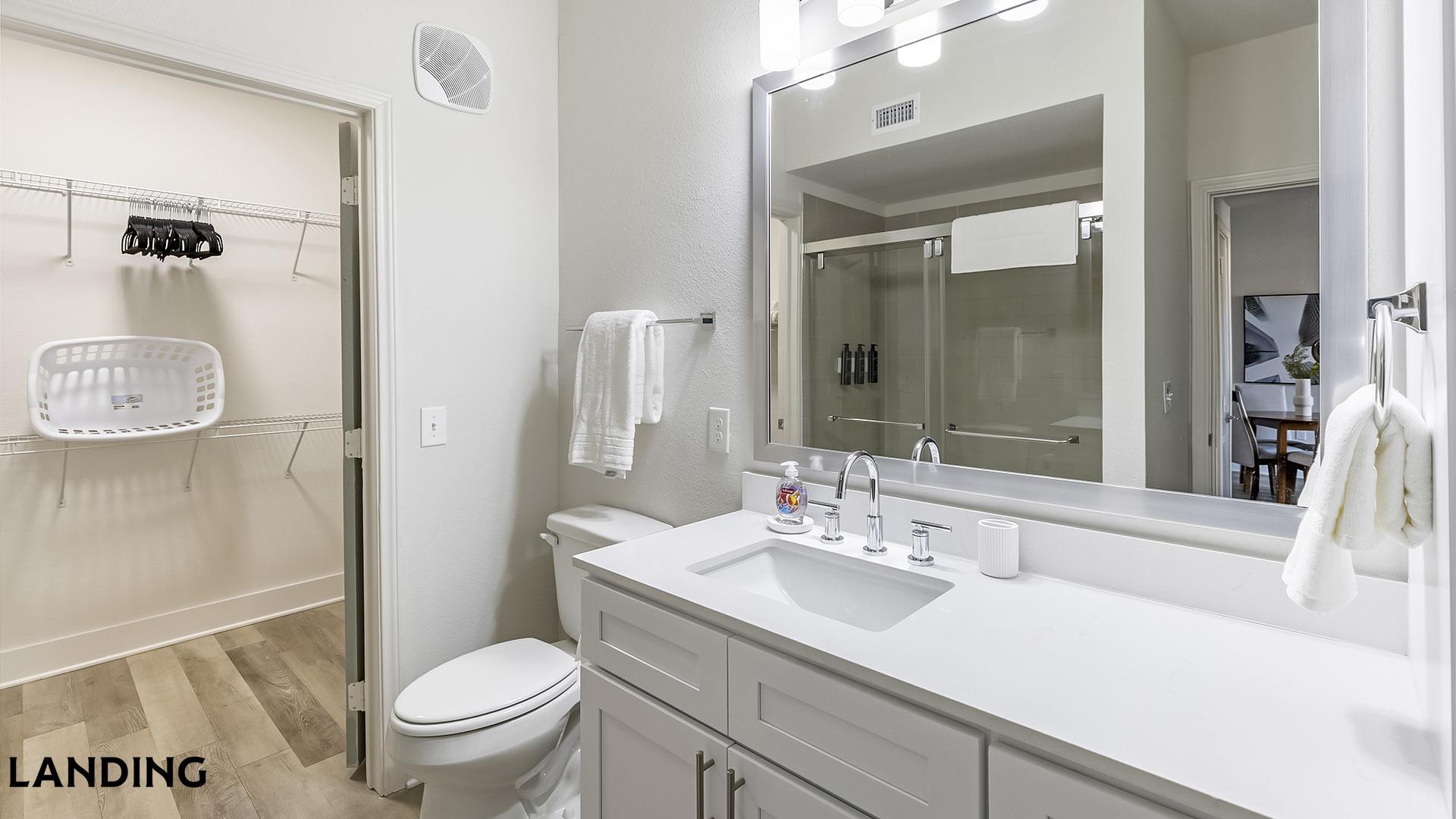 Building Photo - 15777 Quorum Dr