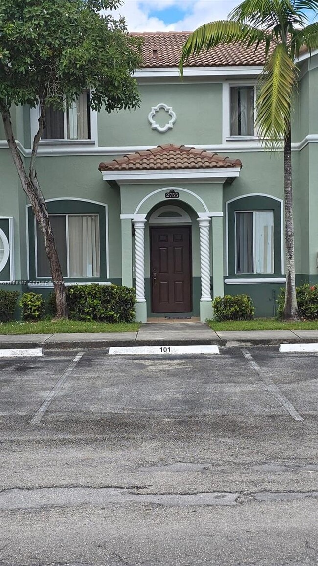 Building Photo - 2755 SE 15th Rd