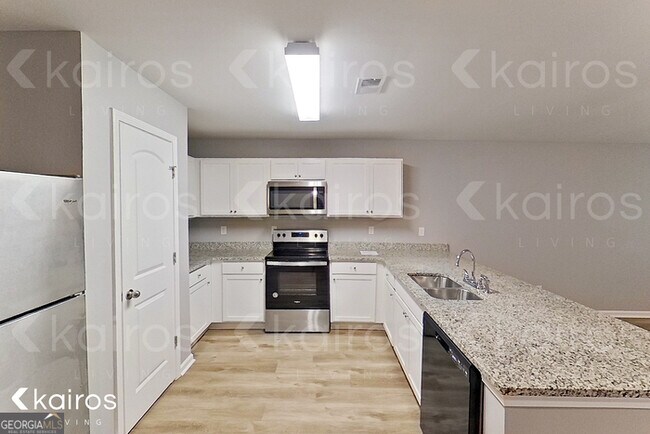 Building Photo - 236 Fox Chase Wy