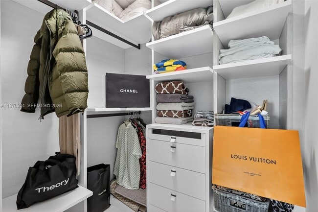 Building Photo - 300 Sunny Isles Blvd