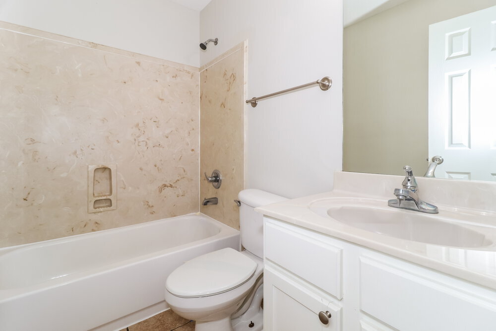 Building Photo - 1305 Jackson Pond Cir