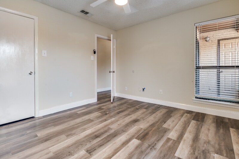 Building Photo - 1310 Harwell Dr