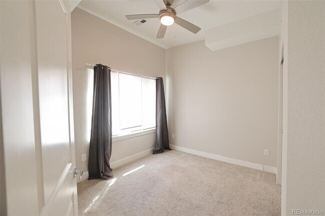 Building Photo - 1373 Knox Ct