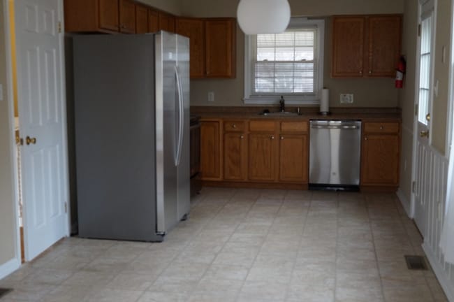 Building Photo - 2504 Bristol Cir