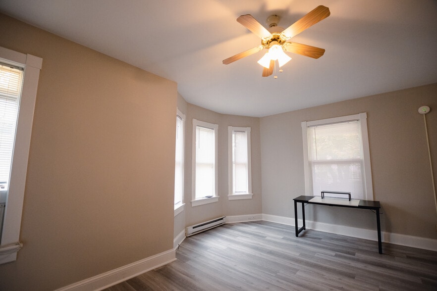 UNIT D LIVING ROOM - 813 N Market St