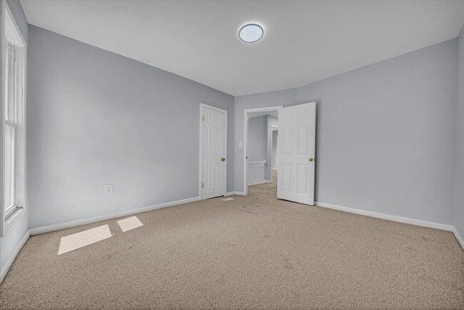 Building Photo - 408 Mt Vernon St