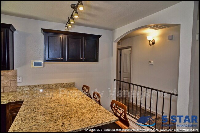 Building Photo - 703 Lt Joe Magellanes Rd