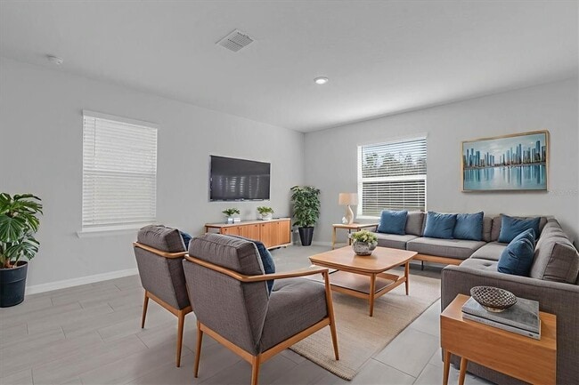 Building Photo - 17594 Pleasantview Blvd