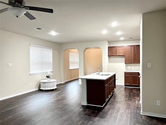 Building Photo - 24919 Alberti Sonata Dr