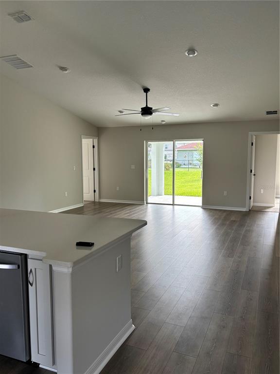 Building Photo - 98 Pine Cir Dr