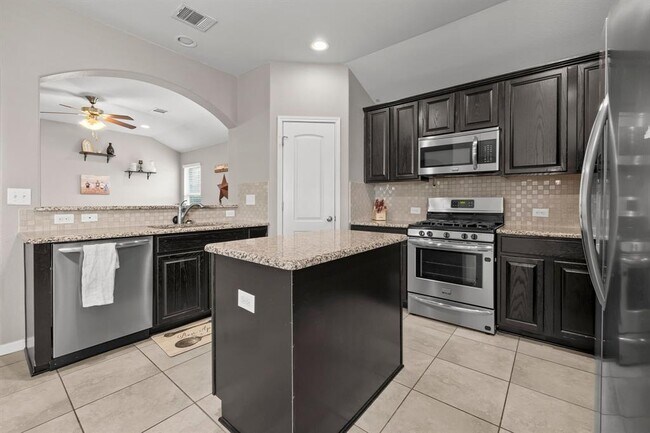 Building Photo - 108 Cypress Bend Ct