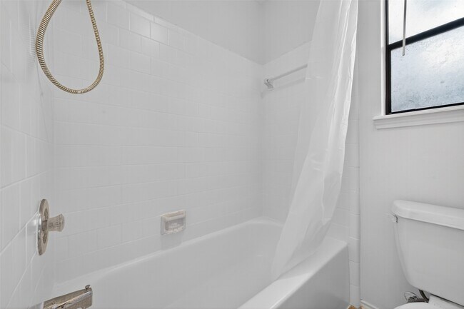 Building Photo - 78 E Mistybreeze Cir