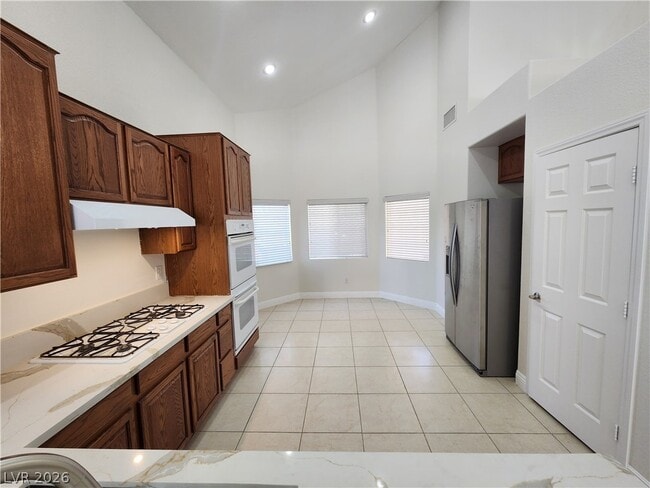 Building Photo - 753 Maranello St