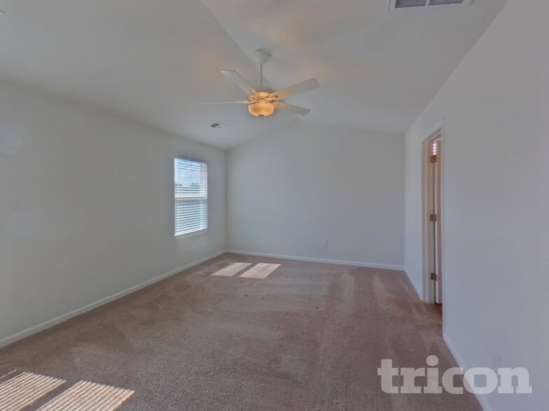 Building Photo - 177 Braxton Dr