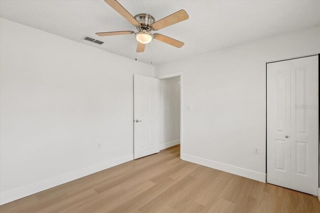 Building Photo - 7012 Pin Cherry Ln