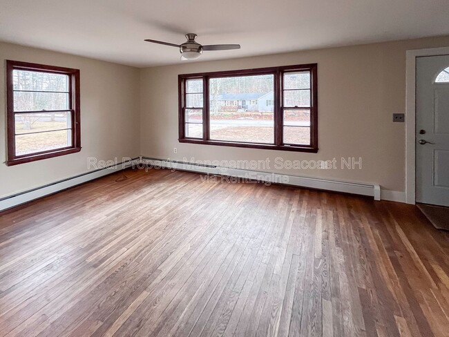 Building Photo - 241 Mallego Rd