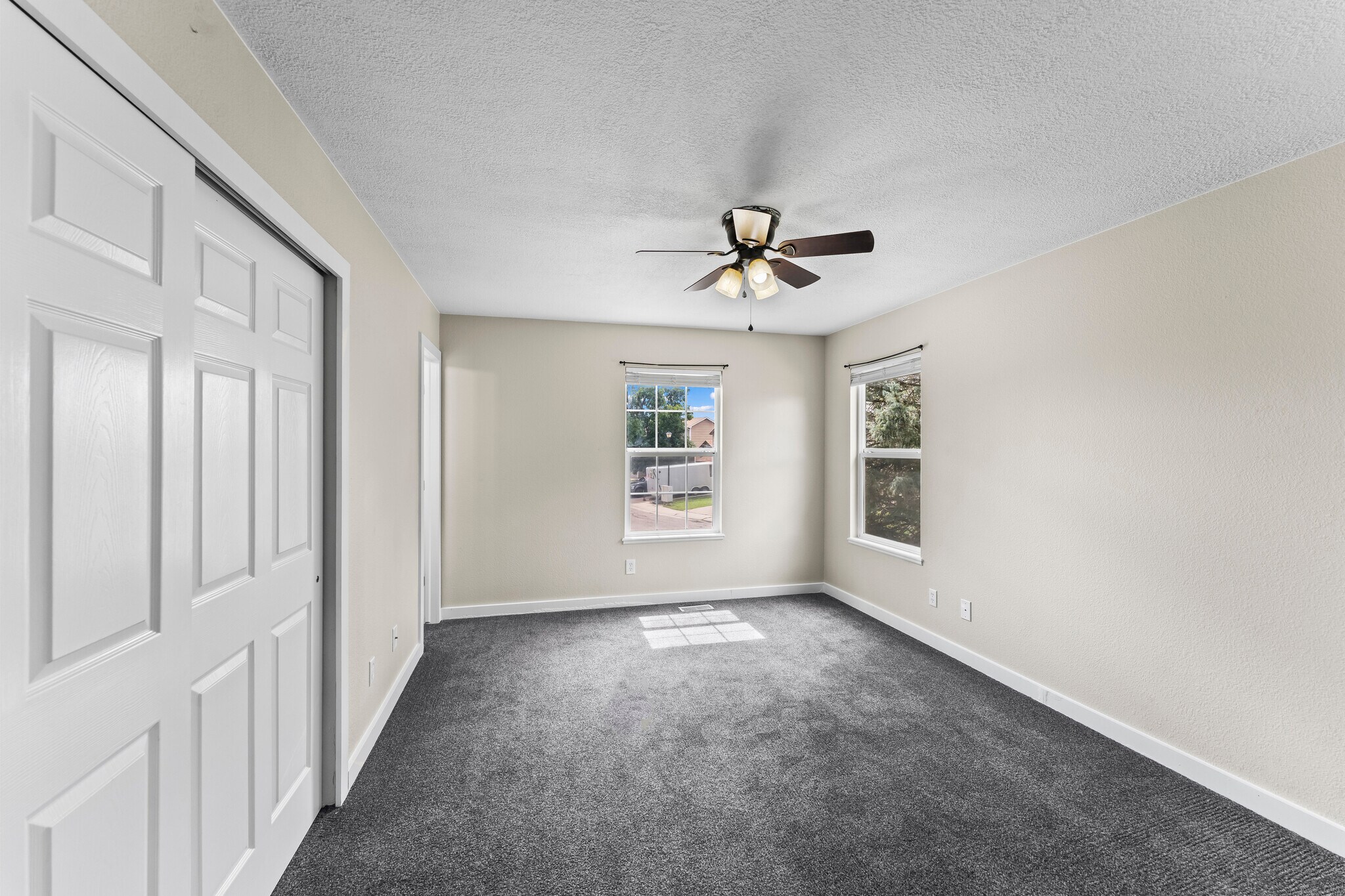 Building Photo - 2155 Woodsong Way