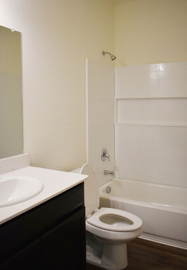 Building Photo - House For Lease in Anna