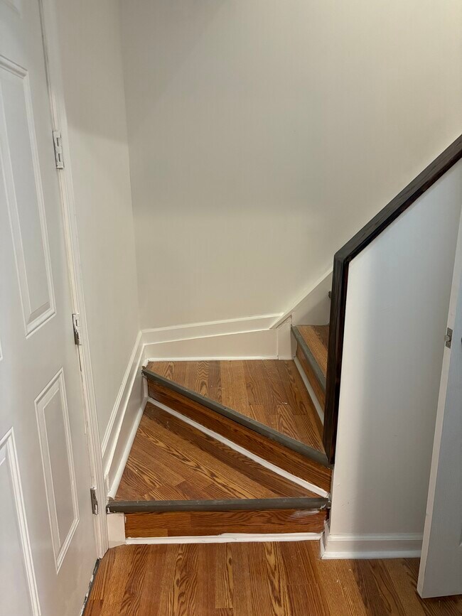 Building Photo - 15886 Northlawn St