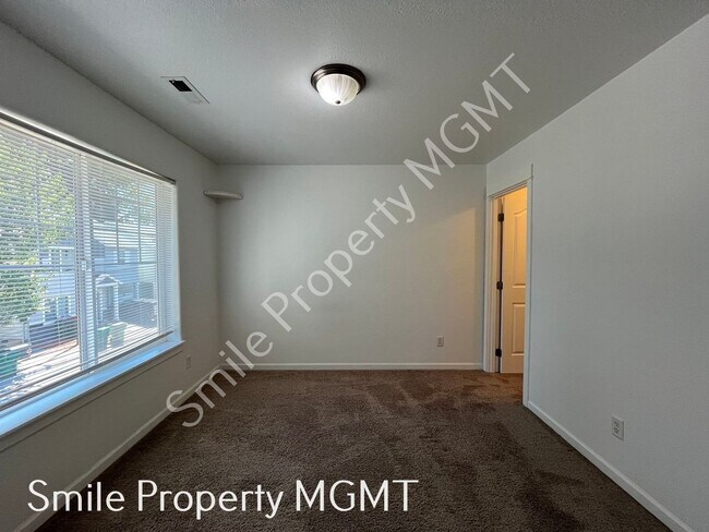 Building Photo - 18251 SW Orlov Ct