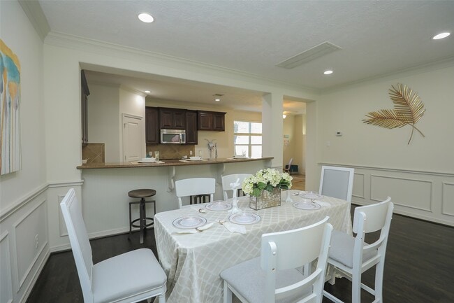 Building Photo - 1311 Bingham St