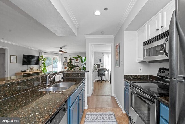 Building Photo - 3315 Wyndham Cir