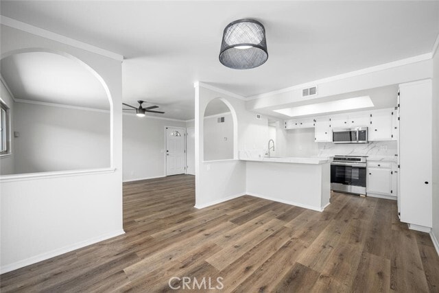 Building Photo - 4060 Orange